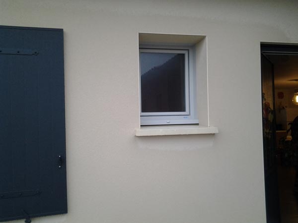 img03