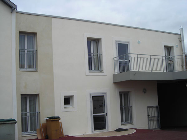 img03